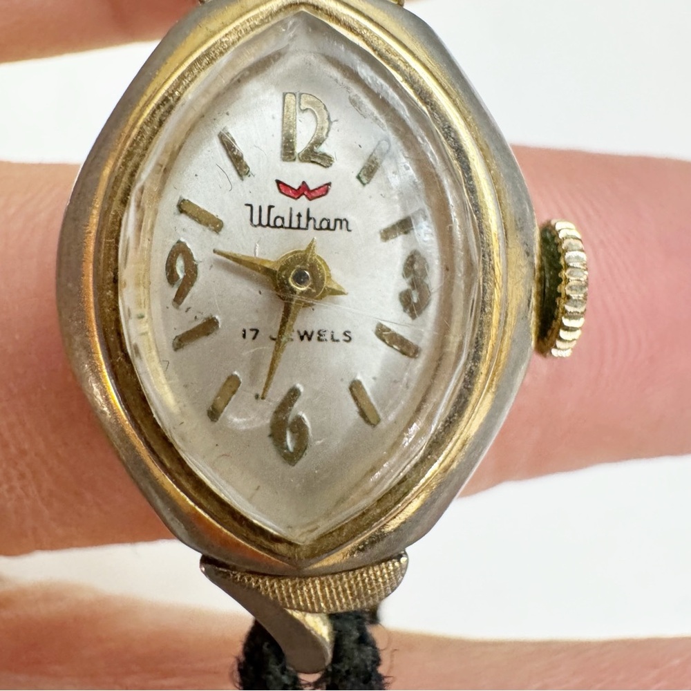 Vintage Ladies Waltham 17 Jewels Watch 12k Gold Filled Rope Style band- Working - Picture 3 of 13